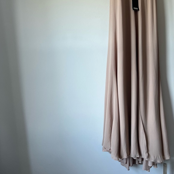 Reformation Callalilly Champagne gown NEVER WORN! Made from 100% recycled paper - Picture 7 of 11